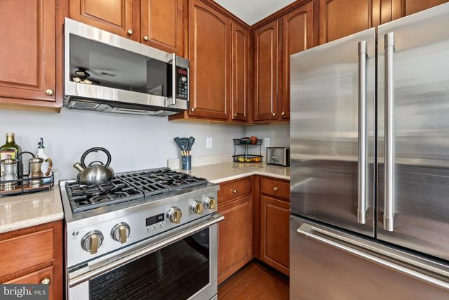 319 CHANCELLOR DR, Woodbury, NJ 08096