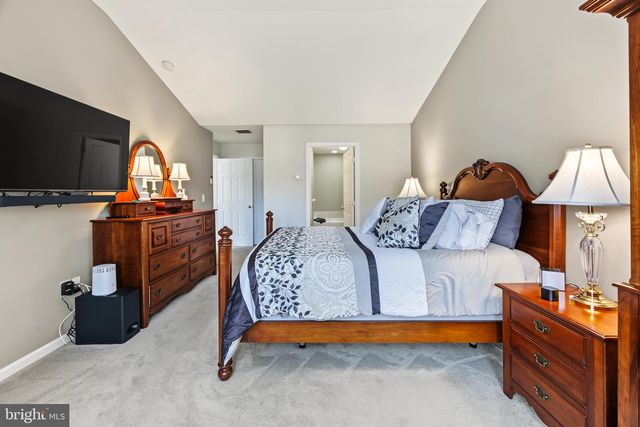 319 CHANCELLOR DR, Woodbury, NJ 08096