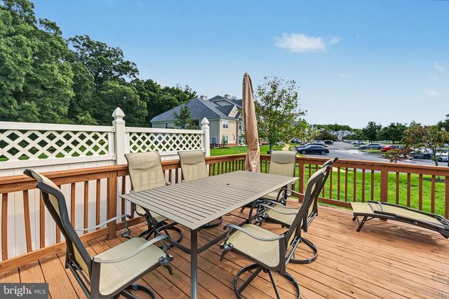 319 CHANCELLOR DR, Woodbury, NJ 08096
