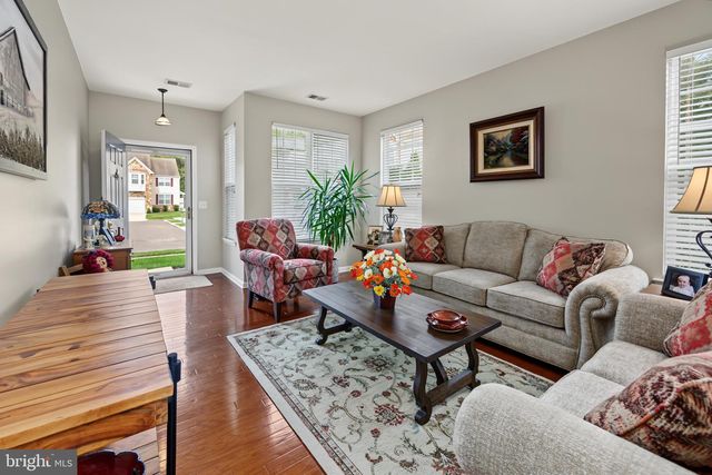 319 CHANCELLOR DR, Woodbury, NJ 08096