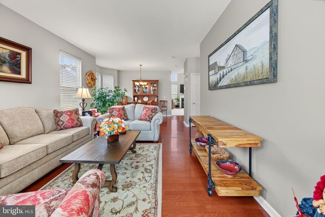 319 CHANCELLOR DR, Woodbury, NJ 08096
