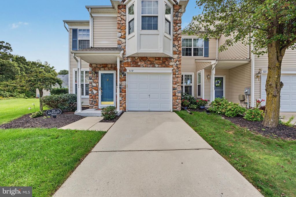 319 CHANCELLOR DR, WOODBURY, NJ 08096 — photo 2