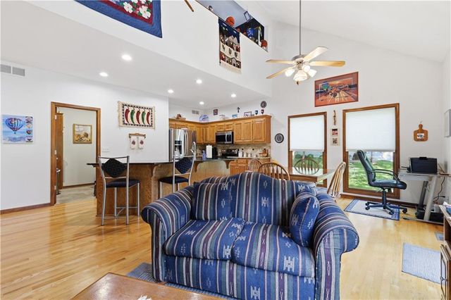 14760 Timber Lane, Bonner Springs, KS 66012