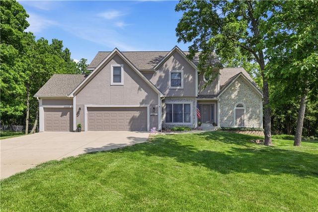 14760 Timber Lane, Bonner Springs, KS 66012