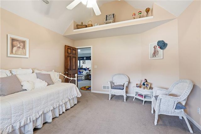 14760 Timber Lane, Bonner Springs, KS 66012