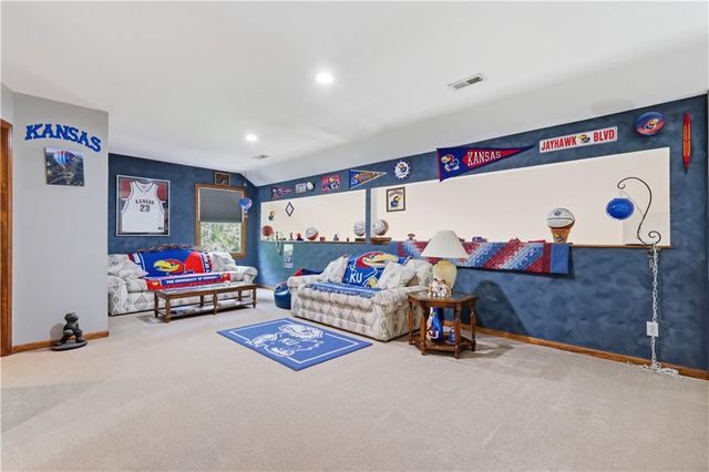14760 Timber Lane, Bonner Springs, KS 66012