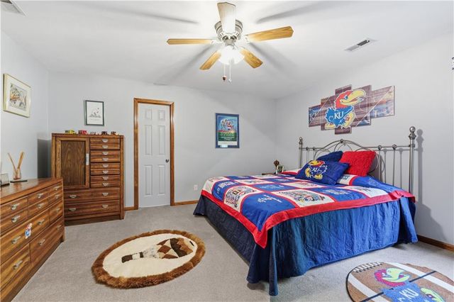 14760 Timber Lane, Bonner Springs, KS 66012
