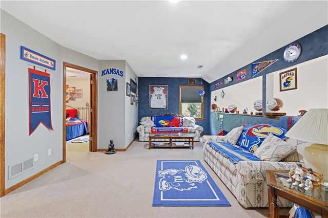 14760 Timber Lane, Bonner Springs, KS 66012