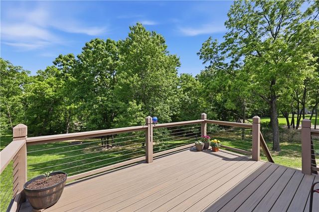 14760 Timber Lane, Bonner Springs, KS 66012