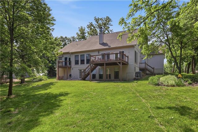 14760 Timber Lane, Bonner Springs, KS 66012