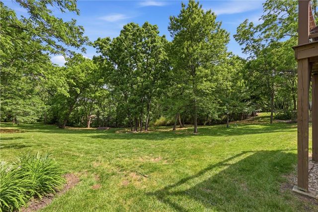 14760 Timber Lane, Bonner Springs, KS 66012