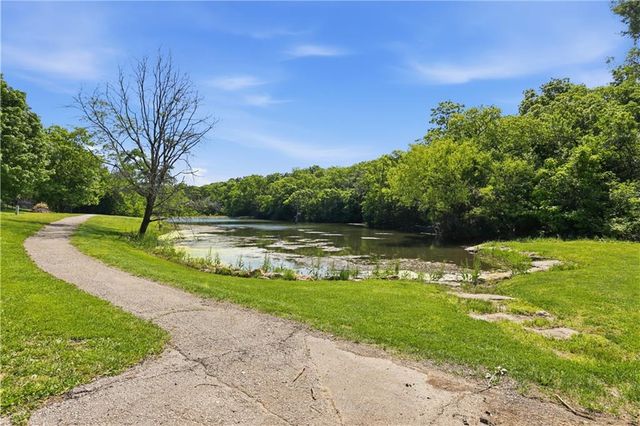 14760 Timber Lane, Bonner Springs, KS 66012
