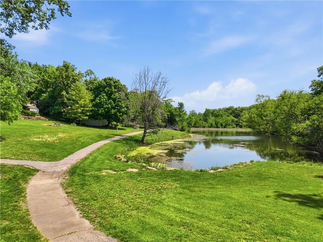 14760 Timber Lane, Bonner Springs, KS 66012