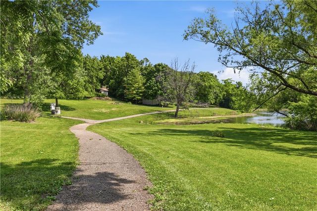 14760 Timber Lane, Bonner Springs, KS 66012