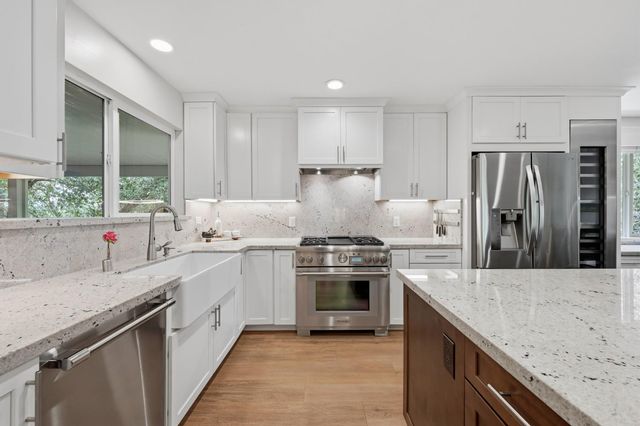 3174 Royal Dr, Cameron Park, CA 95682