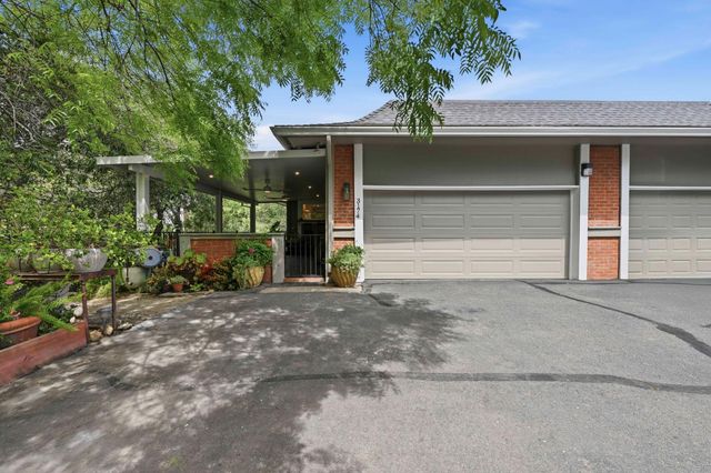 3174 Royal Dr, Cameron Park, CA 95682