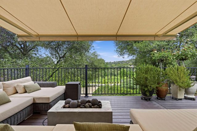 3174 Royal Dr, Cameron Park, CA 95682
