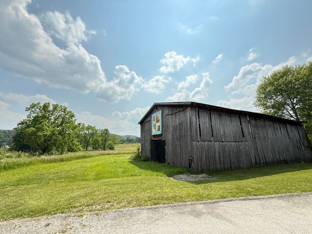 7325 Flemingsburg Road, Morehead, KY 40351