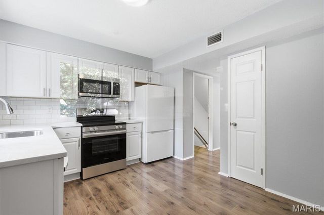 13423 Forestlac Drive, Chesterfield, MO 63141