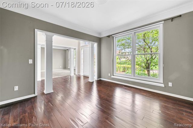 4230 Holly Lane, Oakland, MI 48306