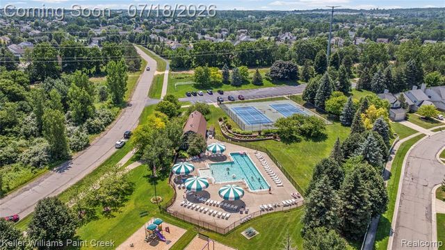 4230 Holly Lane, Oakland, MI 48306