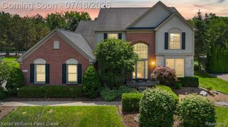 4230 Holly Lane, Oakland, MI 48306