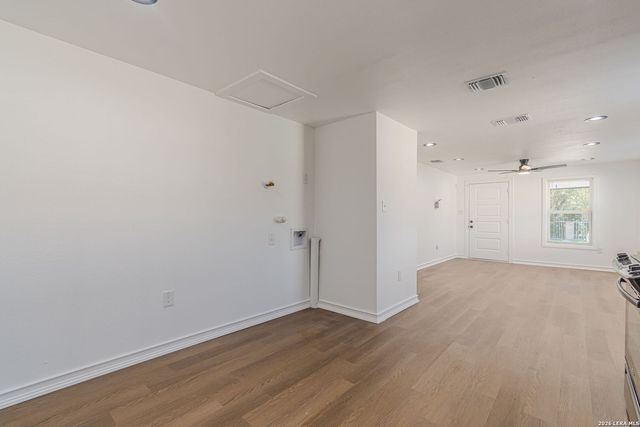 524 Avenue B, Seguin, TX 78155