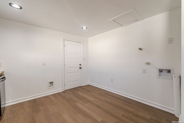 524 Avenue B, Seguin, TX 78155