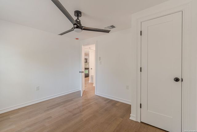 524 Avenue B, Seguin, TX 78155