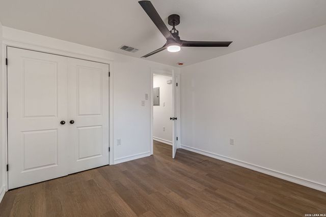 524 Avenue B, Seguin, TX 78155