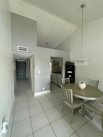 9878 Nob Hill Court 9878, Sunrise, FL 33351