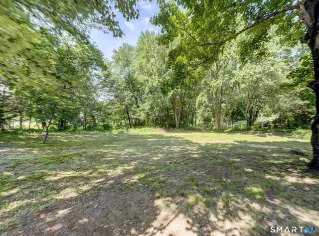 27 Meadow Road, Burlington, CT 06013