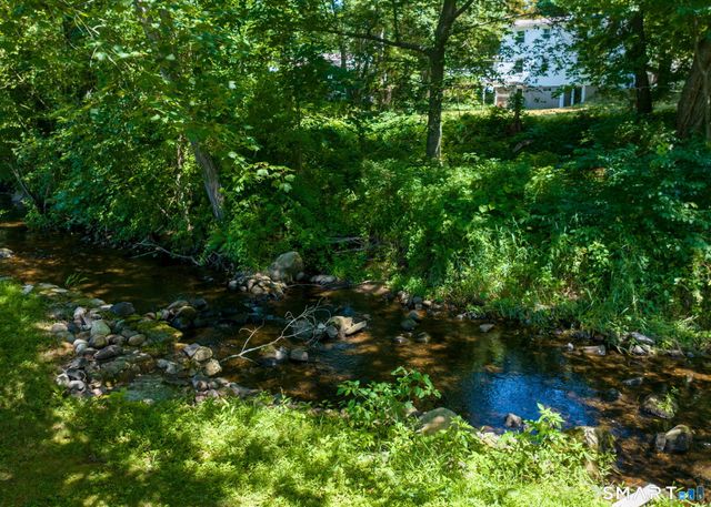 27 Meadow Road, Burlington, CT 06013