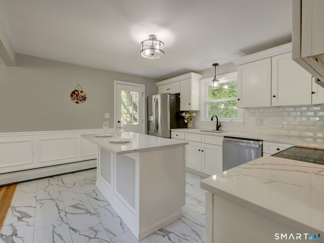 27 Meadow Road, Burlington, CT 06013