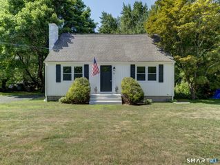 27 Meadow Road, Burlington, CT 06013