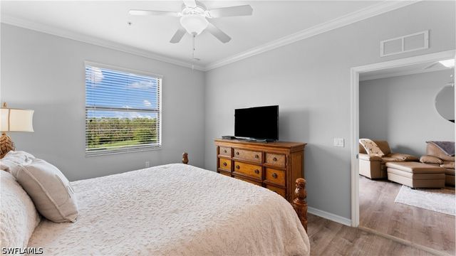 9727 Acqua CT 444, Naples, FL 34113