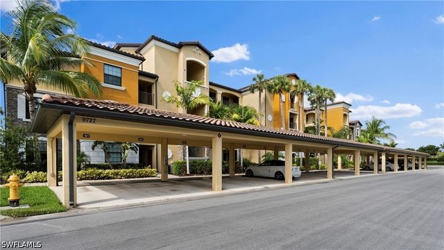 9727 Acqua CT 444, Naples, FL 34113