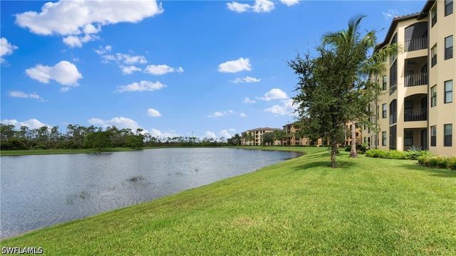 9727 Acqua CT 444, Naples, FL 34113