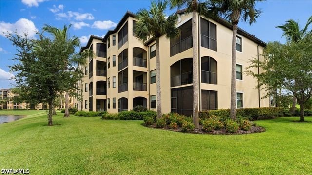 9727 Acqua CT 444, Naples, FL 34113