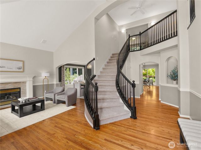 23420 SE 28th Court, Sammamish, WA 98075