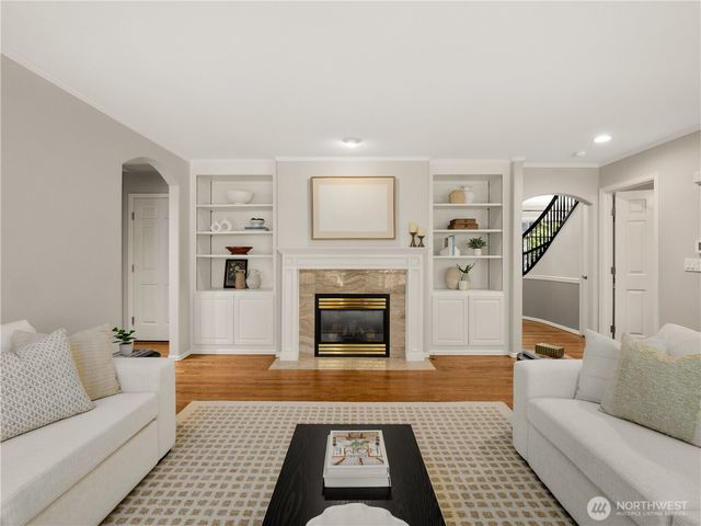 23420 SE 28th Court, Sammamish, WA 98075