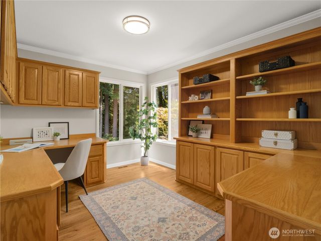 23420 SE 28th Court, Sammamish, WA 98075