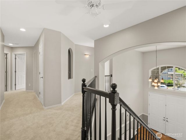 23420 SE 28th Court, Sammamish, WA 98075