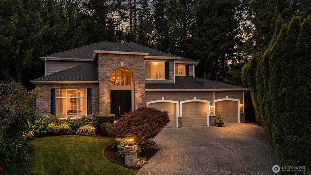 23420 SE 28th Court, Sammamish, WA 98075