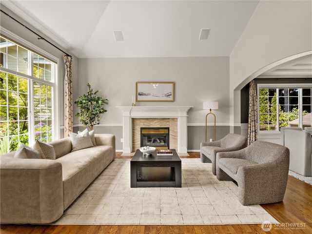 23420 SE 28th Court, Sammamish, WA 98075