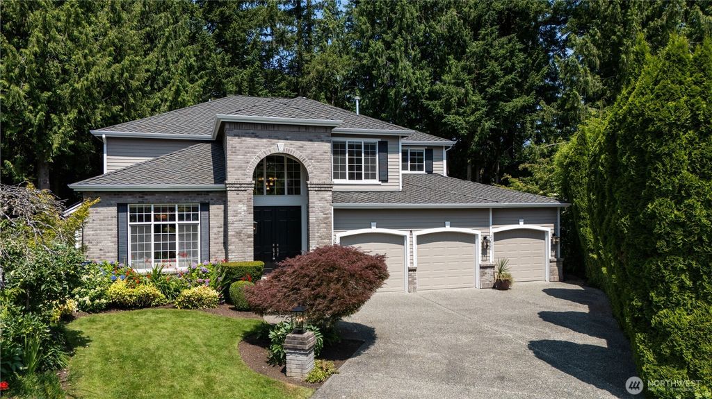 23420 SE 28th Court, Sammamish, WA 98075