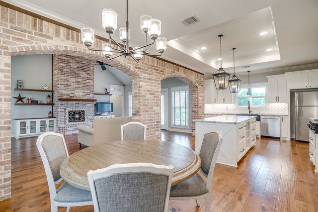 1621 County Road 1123, Godley, TX 76044