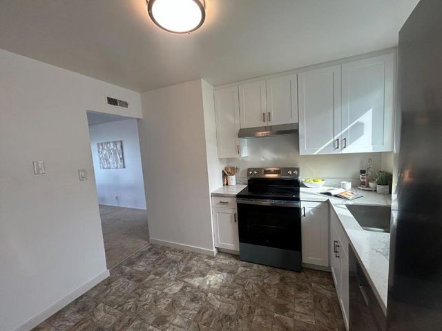 265 Crestmoor Circle, Pacifica, CA 94044