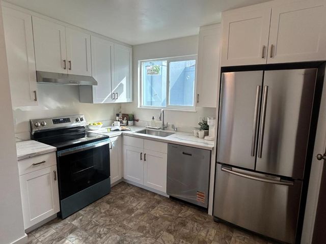 265 Crestmoor Circle, Pacifica, CA 94044