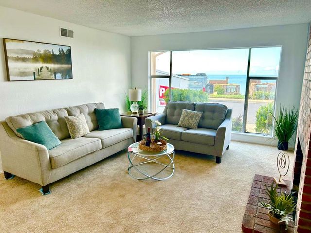 265 Crestmoor Circle, Pacifica, CA 94044